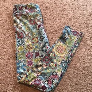OS Lularoe leggings